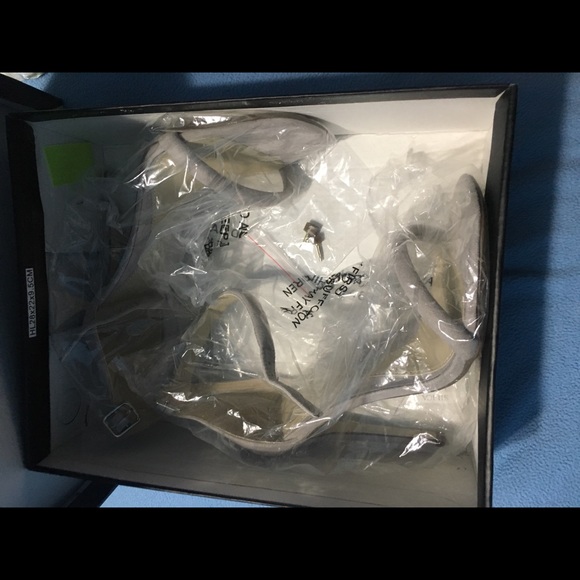 High heels - Picture 2 of 6